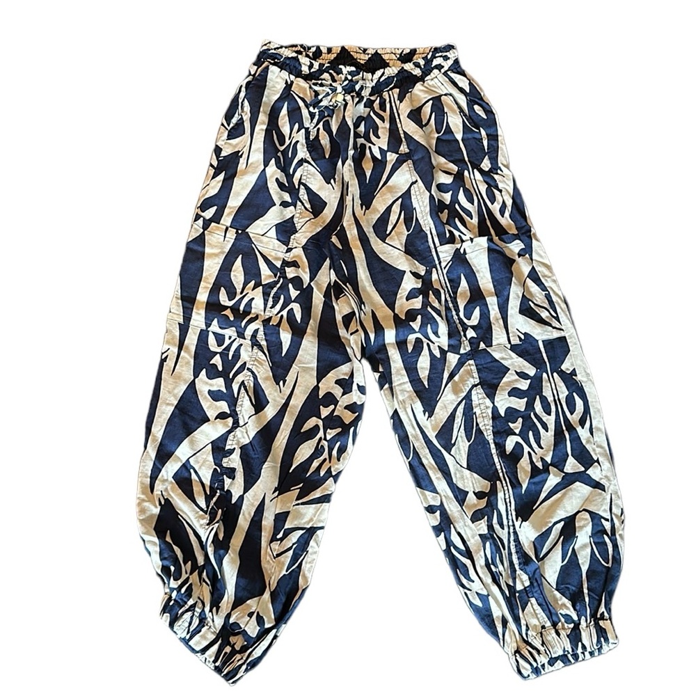 Brand NewWOT Rachel Zoe pants.  Elastic waist and ankles.  Light weight.